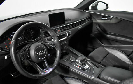 Audi A4, 2017 год, 2 529 000 рублей, 9 фотография