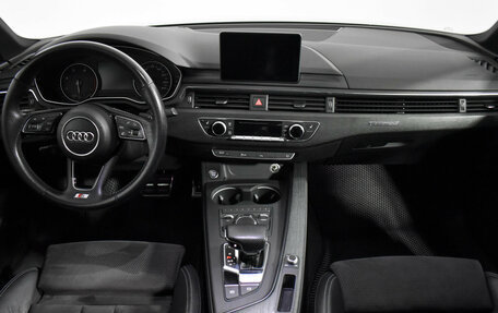 Audi A4, 2017 год, 2 529 000 рублей, 15 фотография