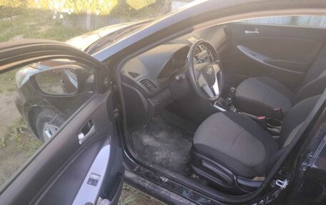 Hyundai Solaris II рестайлинг, 2012 год, 471 000 рублей, 4 фотография