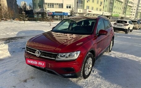 Volkswagen Tiguan II, 2017 год, 2 300 000 рублей, 6 фотография