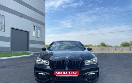 BMW 7 серия, 2017 год, 4 200 000 рублей, 8 фотография