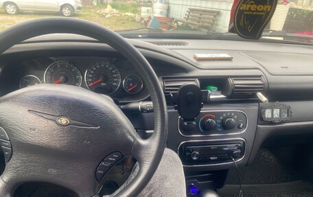 Chrysler Sebring II, 2004 год, 385 000 рублей, 3 фотография