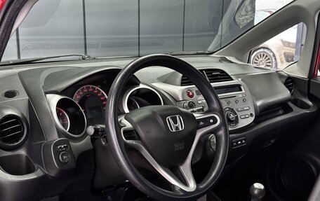 Honda Jazz II рестайлинг, 2010 год, 599 000 рублей, 14 фотография