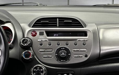 Honda Jazz II рестайлинг, 2010 год, 599 000 рублей, 19 фотография