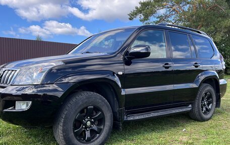 Toyota Land Cruiser Prado 120 рестайлинг, 2006 год, 1 950 000 рублей, 6 фотография