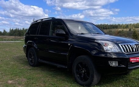 Toyota Land Cruiser Prado 120 рестайлинг, 2006 год, 1 950 000 рублей, 4 фотография