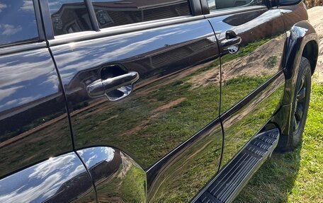 Toyota Land Cruiser Prado 120 рестайлинг, 2006 год, 1 950 000 рублей, 17 фотография