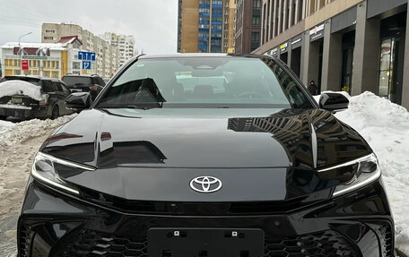 Toyota Camry, 2024 год, 3 600 000 рублей, 2 фотография