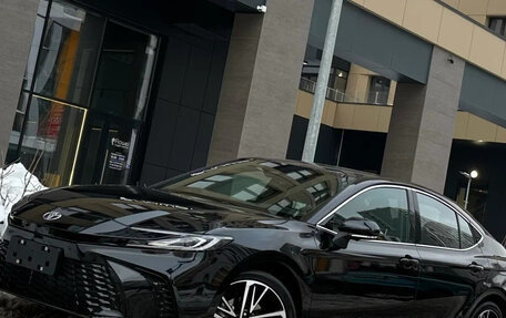 Toyota Camry, 2024 год, 3 600 000 рублей, 3 фотография