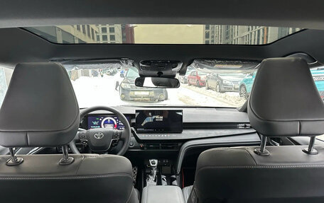 Toyota Camry, 2024 год, 3 600 000 рублей, 10 фотография