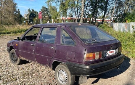 ИЖ 2126 «Ода», 2001 год, 42 000 рублей, 4 фотография