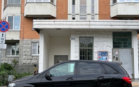 Mercedes-Benz B-Класс, 2014 год, 1 350 000 рублей, 2 фотография