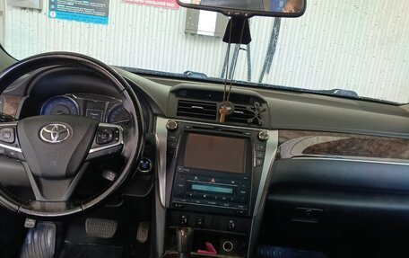 Toyota Camry, 2016 год, 2 100 000 рублей, 4 фотография