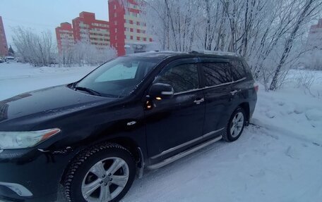 Toyota Highlander III, 2011 год, 2 400 000 рублей, 7 фотография