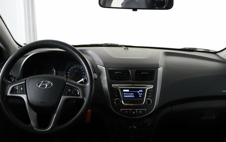 Hyundai Solaris II рестайлинг, 2014 год, 979 990 рублей, 13 фотография