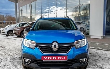 Renault Sandero II рестайлинг, 2020 год, 1 100 000 рублей, 2 фотография