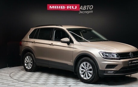 Volkswagen Tiguan II, 2019 год, 2 329 000 рублей, 3 фотография