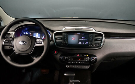 KIA Sorento III Prime рестайлинг, 2018 год, 2 990 000 рублей, 18 фотография