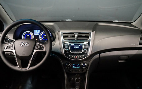 Hyundai Solaris II рестайлинг, 2014 год, 1 299 000 рублей, 18 фотография