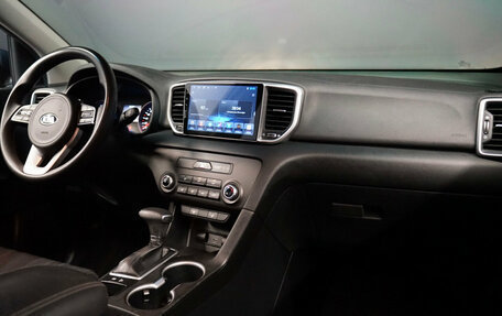 KIA Sportage IV рестайлинг, 2020 год, 2 299 000 рублей, 21 фотография