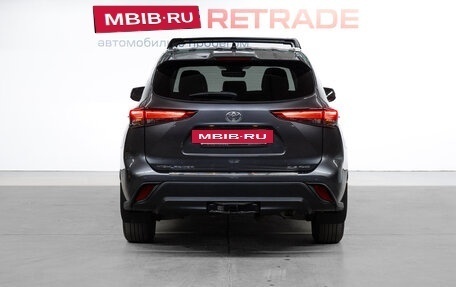 Toyota Highlander, 2022 год, 5 299 000 рублей, 7 фотография