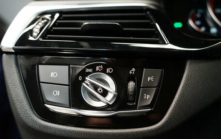 BMW 5 серия, 2018 год, 3 690 000 рублей, 12 фотография