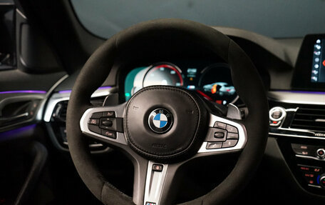 BMW 5 серия, 2018 год, 3 690 000 рублей, 13 фотография