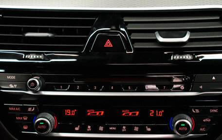 BMW 5 серия, 2018 год, 3 690 000 рублей, 16 фотография