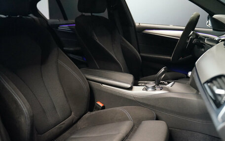 BMW 5 серия, 2018 год, 3 690 000 рублей, 23 фотография