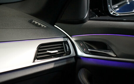 BMW 5 серия, 2018 год, 3 690 000 рублей, 28 фотография