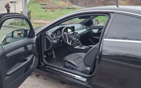 Mercedes-Benz C-Класс, 2015 год, 1 750 000 рублей, 3 фотография