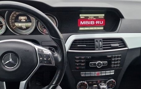 Mercedes-Benz C-Класс, 2015 год, 1 750 000 рублей, 8 фотография