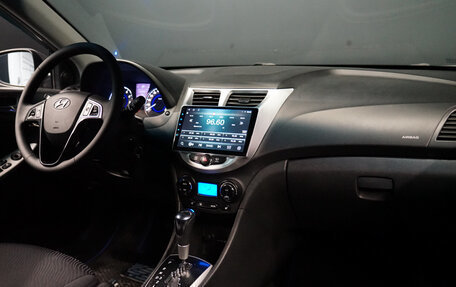 Hyundai Solaris II рестайлинг, 2015 год, 1 398 000 рублей, 19 фотография