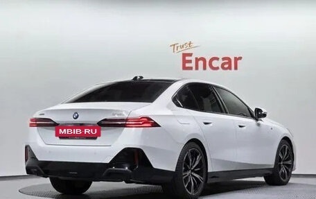 BMW 5 серия, 2025 год, 8 850 000 рублей, 3 фотография