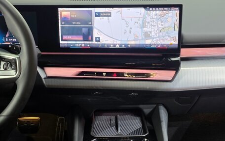 BMW 5 серия, 2025 год, 8 850 000 рублей, 14 фотография