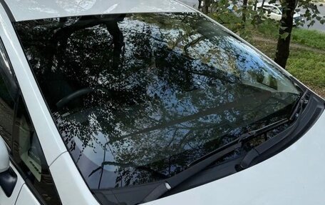 Toyota Prius, 2013 год, 1 200 000 рублей, 5 фотография