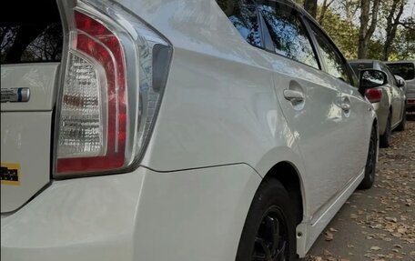 Toyota Prius, 2013 год, 1 200 000 рублей, 7 фотография