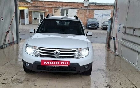 Renault Duster I рестайлинг, 2012 год, 935 000 рублей, 2 фотография