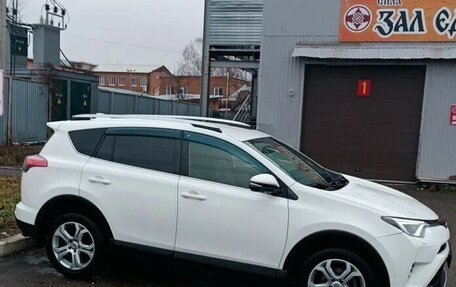 Toyota RAV4, 2015 год, 2 000 000 рублей, 3 фотография