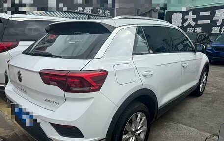 Volkswagen T-Roc I, 2022 год, 1 192 333 рублей, 6 фотография