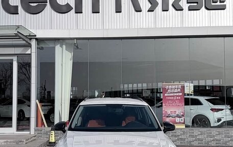 Volkswagen Tiguan II, 2021 год, 1 850 000 рублей, 3 фотография