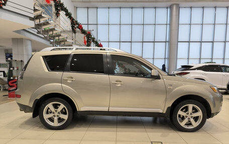 Mitsubishi Outlander III рестайлинг 3, 2008 год, 950 000 рублей, 8 фотография
