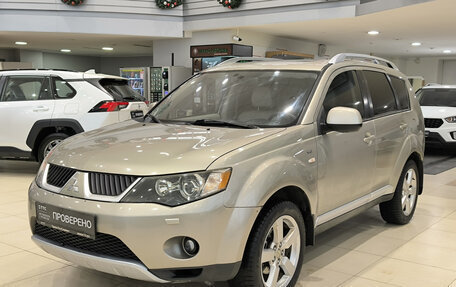 Mitsubishi Outlander III рестайлинг 3, 2008 год, 950 000 рублей, 5 фотография