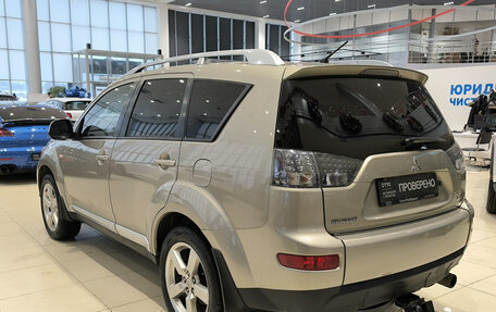 Mitsubishi Outlander III рестайлинг 3, 2008 год, 950 000 рублей, 11 фотография