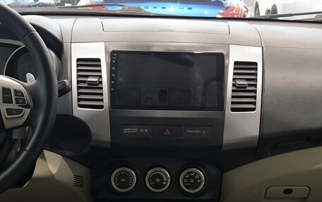 Mitsubishi Outlander III рестайлинг 3, 2008 год, 950 000 рублей, 19 фотография