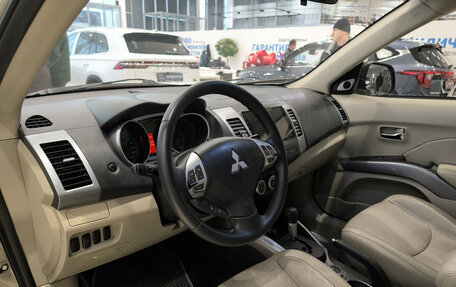 Mitsubishi Outlander III рестайлинг 3, 2008 год, 950 000 рублей, 20 фотография