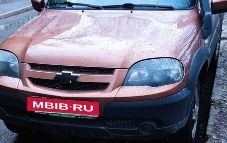 Chevrolet Niva I рестайлинг, 2018 год, 770 000 рублей, 5 фотография