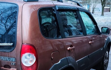 Chevrolet Niva I рестайлинг, 2018 год, 770 000 рублей, 7 фотография