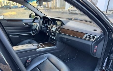 Mercedes-Benz E-Класс, 2014 год, 1 800 000 рублей, 22 фотография