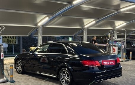 Mercedes-Benz E-Класс, 2014 год, 1 800 000 рублей, 32 фотография